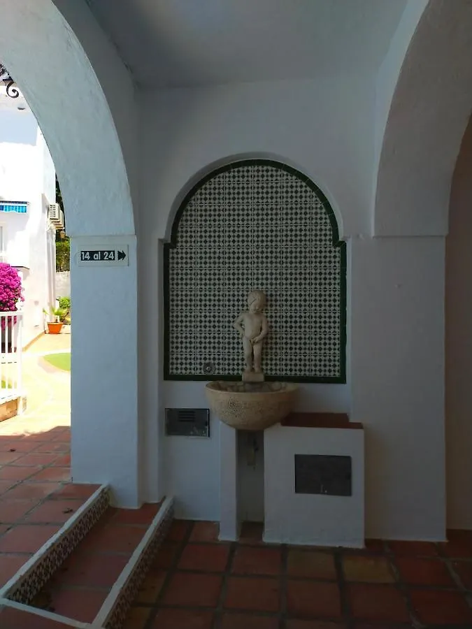 Nerja Sun Apartments Lola Bajamar